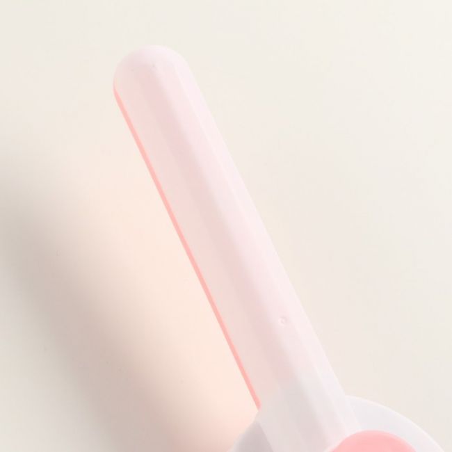 Пуходёрка пластиковая с функцией самоочистки, 7,7 х 19,1 см, розовая